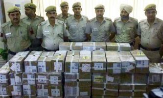 truck-carrying-1000-iphones-worth-rs-2-25-crore-looted-in-delhi-two-arrested